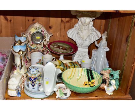 A QUANTITY OF ASSORTED CERAMICS, comprising a cream floral Clarice Cliff designed dish for Newport Pottery &amp; Co, a Falcon