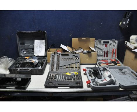 A SERIES OF POWER AND HAND TOOLS including a MacAllister 1/2in router (Euro plug), a Performance hammer drill, two Performanc