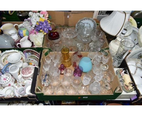 SIX BOXES AND LOOSE CERAMICS, GLASS WARES AND SUNDRY ITEMS, to include a pale grey unused Mason Cash 2.5lt casserole dish, a 