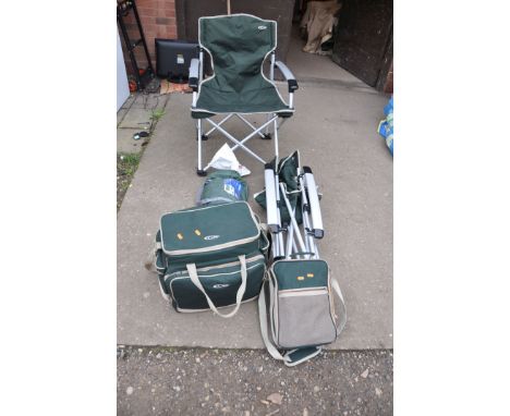 FIVE ITEMS OF GELERT CAMPING EQUIPMENT including a pair of folding chairs, a breeze break, a picnic hamper, and a drinks bag 