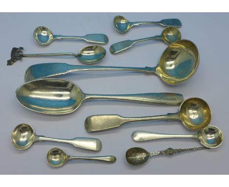 Silver spoons and a ladle, 130g