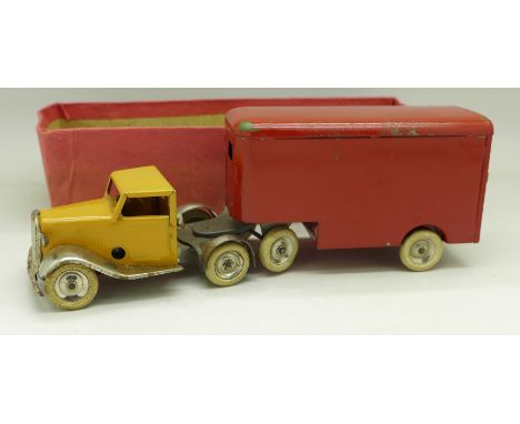 A Tri-ang Minic Toys Horse Box and Tractor