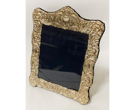 LARGE HM SILVER PHOTO FRAME - 37.5 CMS (H) X 29 CMS (W) APPROX