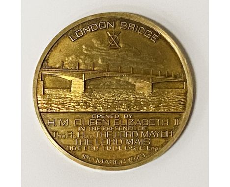 LARGE HM SILVER MEDAL FOR CORPORATION OF THE CITY OF LONDON - LONDON BRIDGE 1973