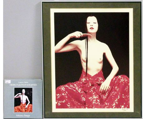 Fuji, Hideki (1934 Tokio 2010)Geisha (Frontcover auf beigegebenem Buch von 1980). Foto, re. u. in Schwarz sign. und verso auf