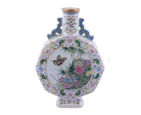  A Chinese Famille Rose Moon Flask  , 20th century, pained with flowrers and insects, Qianlong six-character seal mark in und