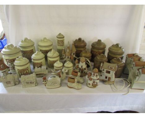 Large quantity of Shelf stoneware pottery (3 boxes)