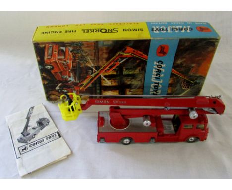 Boxed Corgi Simon Snorkel fire engine