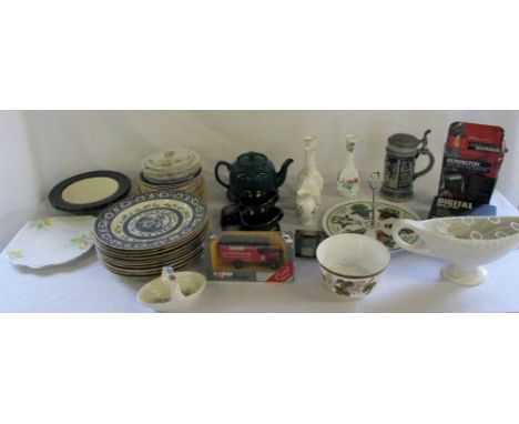 Assorted ceramics etc inc Poole, Aynsley, Dartmouth, Corgi & Royal Worcester (2 boxes)