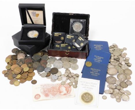 A group of coins, to include World War I silver commemorative coin, with box and certificate of authenticity, commemorative c