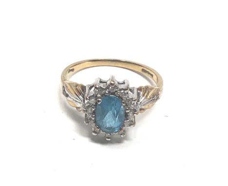 9ct gold topaz &amp; diamond dress ring (2.6g) 