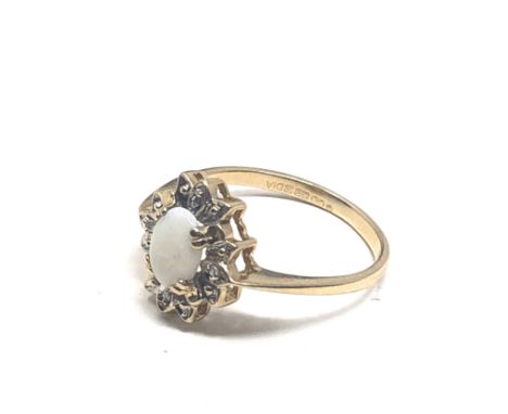 9ct gold opal &amp; diamond ring 