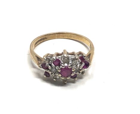 9ct gold ruby &amp; clear stone ring (2.1g) 