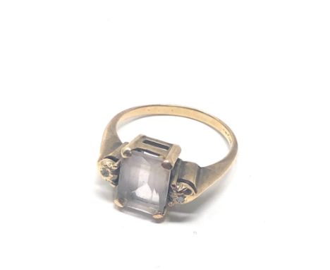 9ct gold vintage diamond sided rose quartz ring (2.6g) 