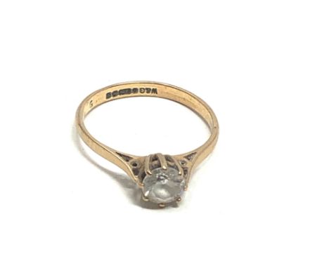 9ct gold clear stone set ring (1.5g) 