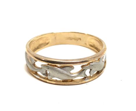 9ct gold dolphins band ring (2.5g) 