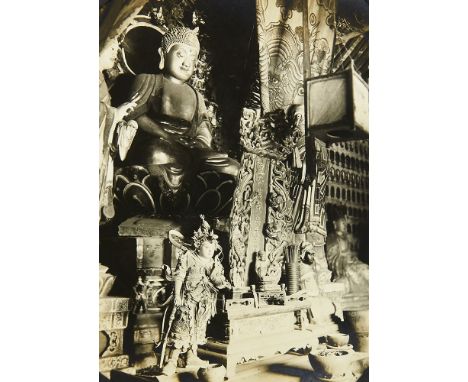   China - - Ligne de Lunghai. Album des monuments antiques le long du Lunghai. Mit 40 Photographien. o.O., o.D. (Um 1930-1960