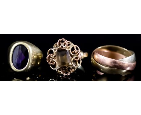 A 9ct Gold "Russian" Wedding Ring, and Two 9ct Gold Gem Set Rings, sizes P, Q and K, total gross weight 13.1g