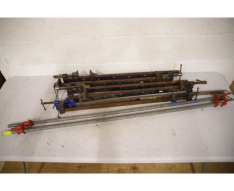 Sash Clamps and Pipe Clamps. See photos. 