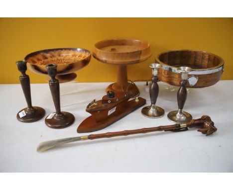 Selection of vintage Treen Items. See photos. 