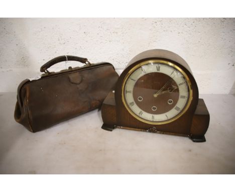Gladstone bag plus Smiths Mantle clock for spares or repairs. See photos.