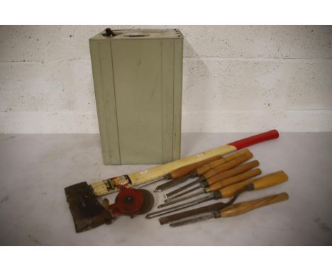 Axe &amp; Turning Chisels plus Air Italia Cabin Crew Box. See photos. 
