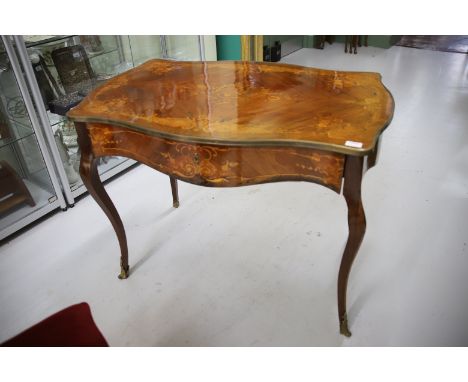 Very Pretty Inlaid Chippendale style table/Desk with cabriole legs. Inlaid top with inlaid side skirts. H:30 x W:30 x D:25. C