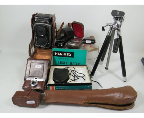 Mixed Vintage Photography Lot to include a Rolleicord Camera plus a Mikroma II Spy Type Camera, both in Leather cases Togethe