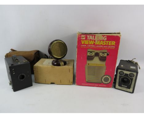 Talking viewmaster, grundig speaker and 2 vintage  box cameras.
