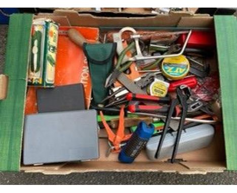 A tray of tools to include mastic gun, Stanley tape measure, screwdrivers, wrench, plincerts, pliers, cutters , G clamps, sta