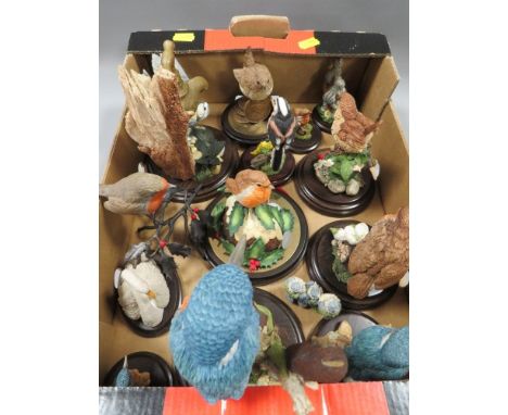 A small tray of assorted Country Artists figures etc., consisting of mainly bird figures 