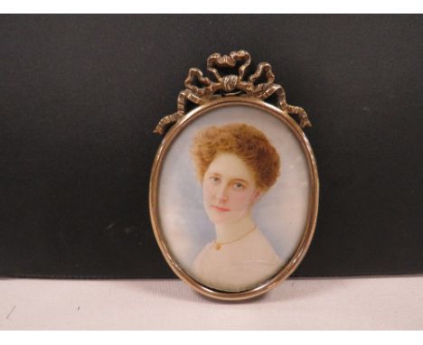 An antique hand painted miniature portrait 