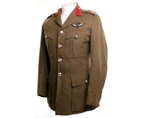 EIIR British Army Pilots Service Dress Tunic with red gorget style collar patches, the breast has bullion and embroidered arm