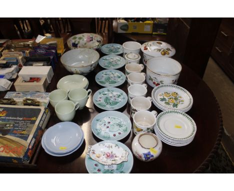 A quantity of Portmeirion 'Botanical Garden' tea and dinnerware, Royal Worcester pot and covers, West German Majolica strawbe