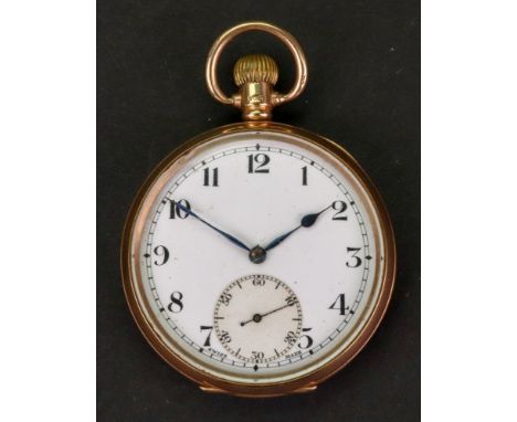 A gentleman's 9ct gold cased, keyless wind, open faced pocket watch, circa 1923, the white enamel dial with Arabic numerals a