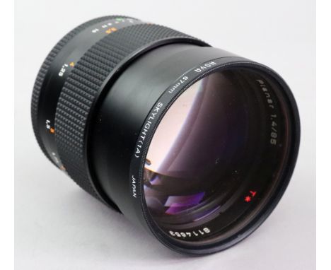 Carl Zeiss Planar 1.4/85mm T* lens no. 8114653, for Contax/Yashica mount, with original box, packaging and instruction manual