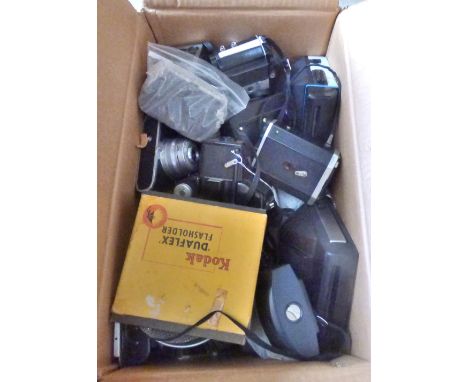 Vintage No 2 Brownie Camera in original box with wooden divider. Bencini Koroll 24 S 1950s camera-Camera-Vintage Kodak Browni