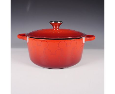 Le Creuset presents this limited-edition Disney Mickey Mouse cast iron Dutch oven, a beautifully crafted piece celebrating on