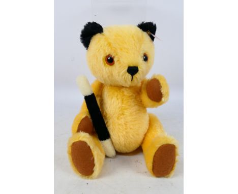 Steiff - A unboxed Limited Edition Steiff 'Sooty' bear, (30cms) #663932 with Steiff button and white label in ear numbered 00