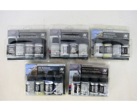 Vallejo - Five boxes of Vallejo metal colour sets, consisting of Vallejo #77.603 Aluminium Dope (x3); #77.602 Jet Exhaust (x2