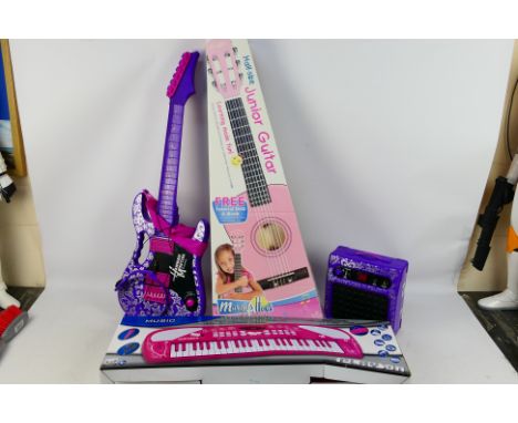 Music Alley - Hannah Montana - A boxed Play On keyboard, a boxed junior guitar and an unboxed Hannah Montana guitar and ampli