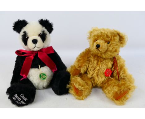 Hermann - A pair of unboxed jointed Hermann Bears, including #207 Classic Panda Bear (33cms) with working growler, label and 