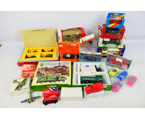 Corgi - Britains - Dinky - Others - An assortment of 18 diecast vehicles in varying scales to include a limited edition #D51/