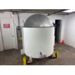 NIELSEN VERTICAL MIXING TANK