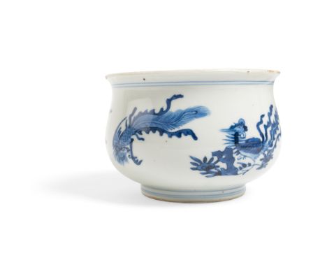 BLUE AND WHITE 'PHOENIX' CENSER KANGXI PERIOD of compressed globular form, painted on the exterior with two pairs of phoenixe