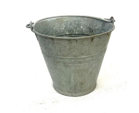 Vintage galvanished bucket 