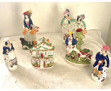 Selection of 6 vintage Staffordshire flat back figures 