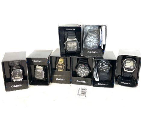 Selection of new in boxes mens Casio wristwatches x 8, all untested 