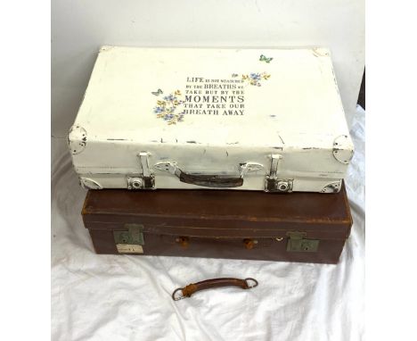 Selection 2 vintage suitcases 