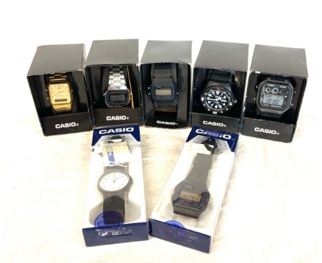 Selection of new in boxes mens Casio wristwatches x 7, all untested 